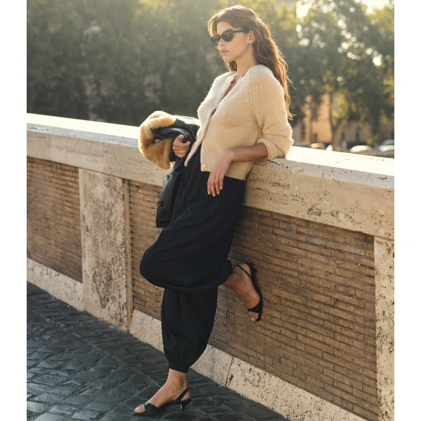 Doen Theonie Pant in Black | Pants | Coveti, view 3