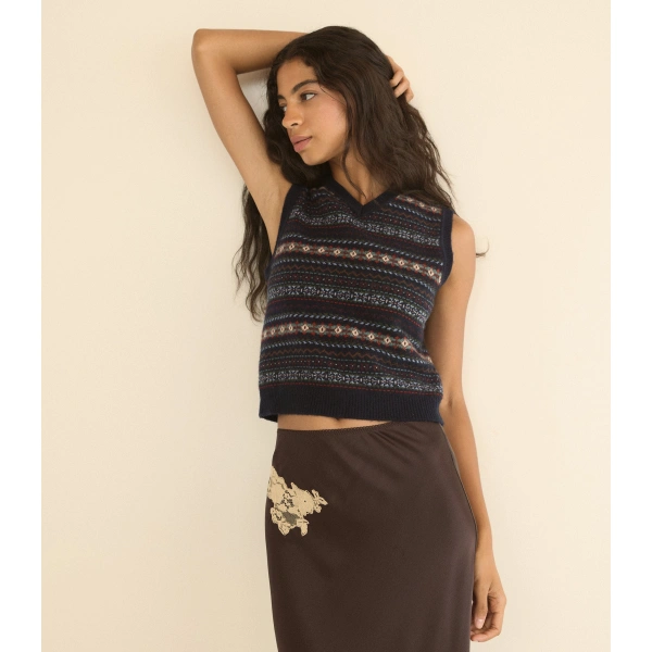 Doen Vincent Vest in Navy Dashwood Fair Isle | Sweater Vests | Coveti, view 2