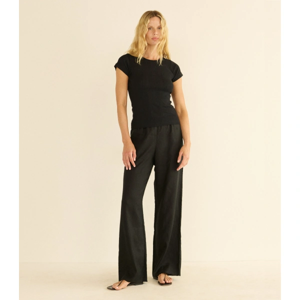 Doen Vivi Tee in Black Quelle Jolie Pointelle | T-Shirts | Coveti, view 2