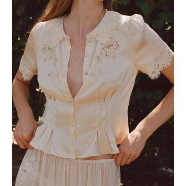 Doen Yvette Top in Candlelight | Blouses | Coveti, view 3