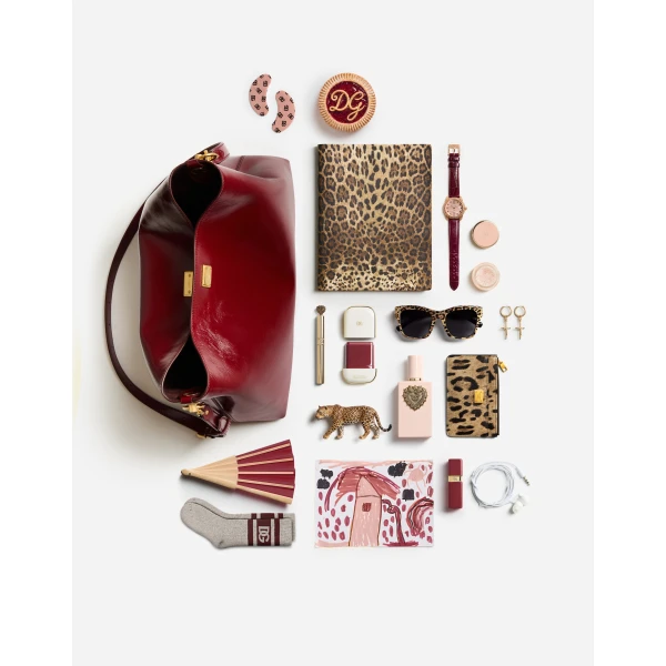 Red Dolce & Gabbana Large Vittoria calfskin shoulder bag, view 5 | Shoulder & Crossbody Bags