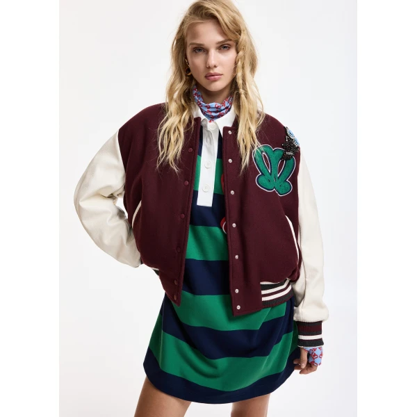 Jackets Red