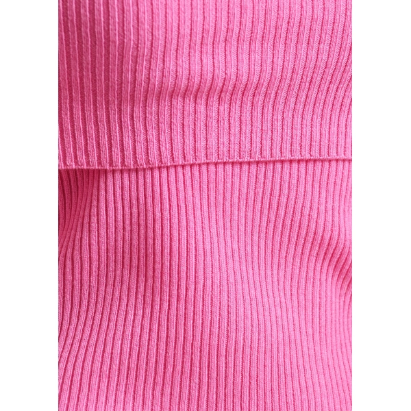 Essentiel Antwerp Pink off-shoulder sweater | Sweaters | Coveti