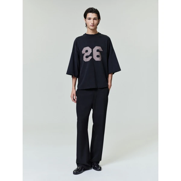 Fear of God 26 Tee in Black | T-shirts & vests | Coveti