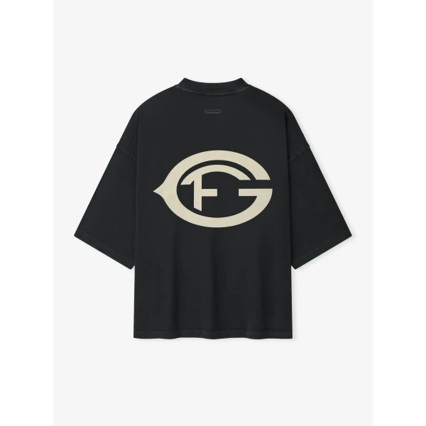 Fear of God 26 Tee in Black | T-shirts & vests | Coveti