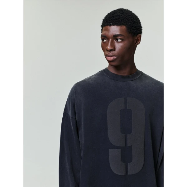 Fear of God 9 Long Sleeve Tee in Black | T-shirts & vests | Coveti