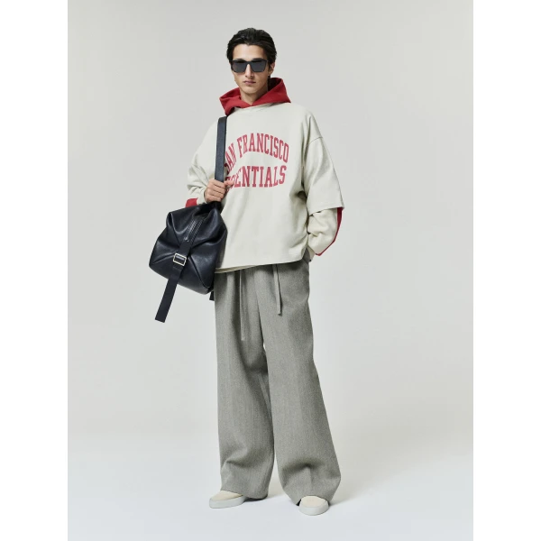 Fear of God Essentials 49ers Merch Tee in Sandstone | T-shirts & vests | Coveti