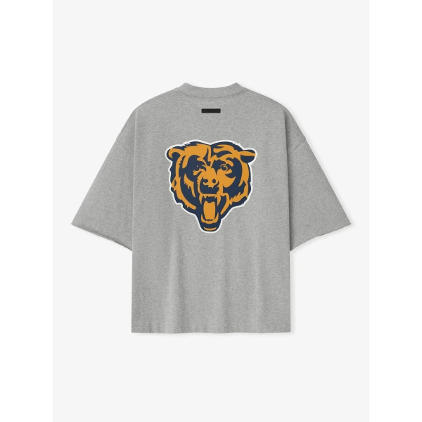 Fear of God Essentials Bears 90s 3/4 Sleeve Football Tee in Concrete Heather and Canyon | T-shirts & vests | Coveti