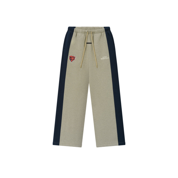 Fear of God Essentials Bears Lounge Sweatpant in Seal Heather | Coveti