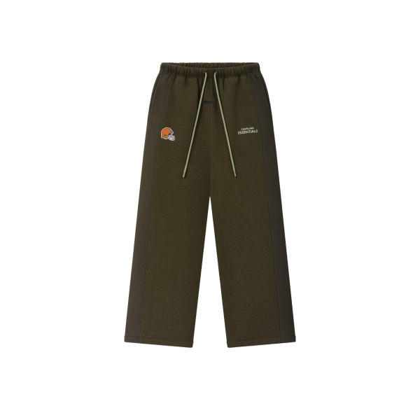 Fear of God Essentials Browns Lounge Sweatpant in Wood Heather | Coveti