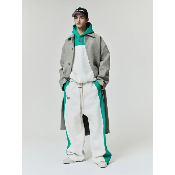 Fear of God Essentials Eagles Lounge Sweatpant in Marble Heather | Pants | Coveti