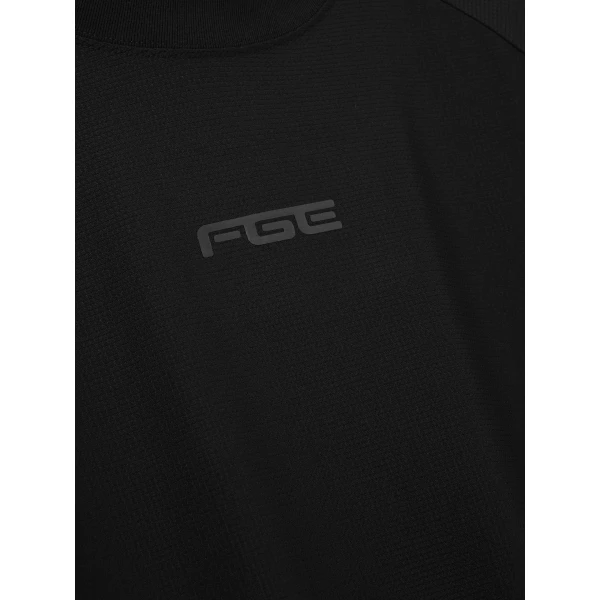 Fear of God Essentials Essential Raglan Tee in Vintage Black | T-shirts & vests | Coveti