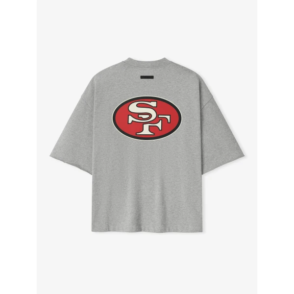 Fear of God Essentials Forty Niners 90s 3/4 Sleeve Football Tee in Concrete Heather | T-shirts & vests | Coveti