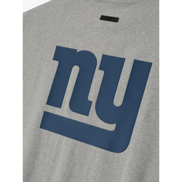 Fear of God Essentials Giants 90s 3/4 Sleeve Football Tee in Concrete Heather | T-shirts & vests | Coveti