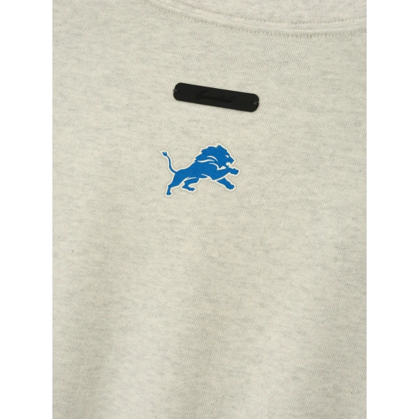 Fear of God Essentials Lions Merch Tee in Marble Heather | T-shirts & vests | Coveti