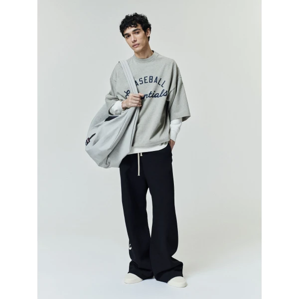 Fear of God Essentials MLB Merch Tee in Seal Heather | T-shirts & vests | Coveti