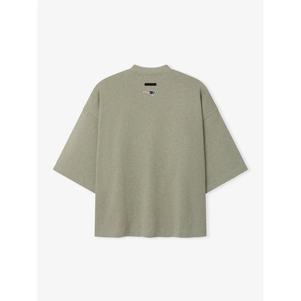 Fear of God Essentials Patriots Merch Tee in Seal Heather | T-shirts & vests | Coveti