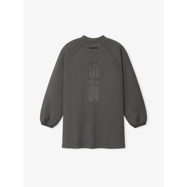 Fear of God Essentials Pique 90s Relaxed Mockneck Raglan Long Sleeve Tee in Ash Heather | T-shirts & vests | Coveti