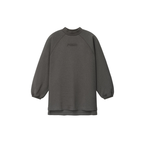 Fear of God Essentials Pique 90s Relaxed Mockneck Raglan Long Sleeve Tee in Ash Heather | Coveti
