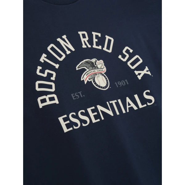 Fear of God Essentials Red Sox American League Merch Tee in Dark Sapphire | T-shirts & vests | Coveti