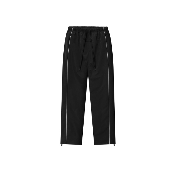 Fear of God Essentials Ripstop Classic Track Pant in Black | Coveti
