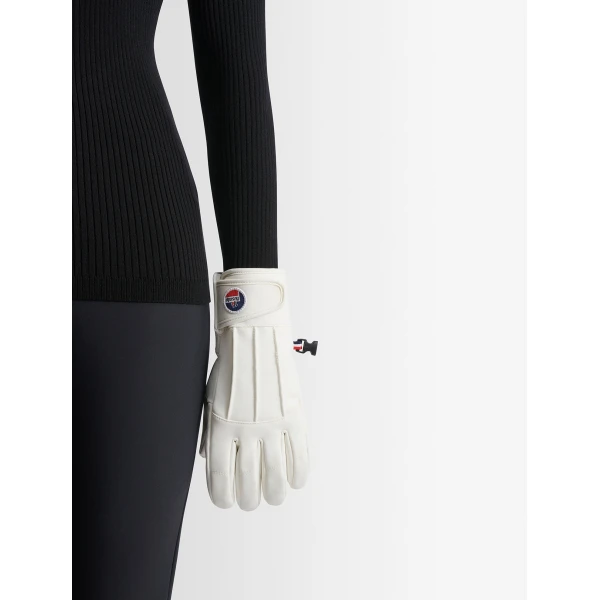 Fusalp Glacier W Ski Gloves in Snow, view 5 | Gloves | Coveti