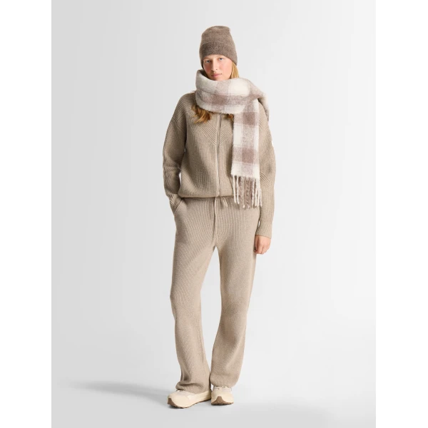 Fusalp Hesyala Pants in Mojave, view 2 | Wide leg pants | Coveti