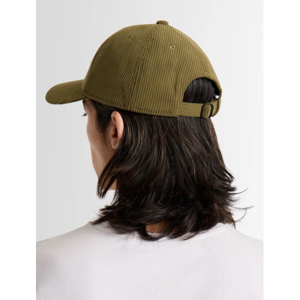 Fusalp Velvet Cap in Grove, view 5 | Hats | Coveti