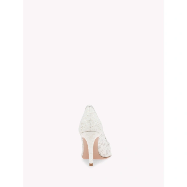 Gianvito Rossi Claudia 85 Pumps in White Lace, view 4 | Pumps