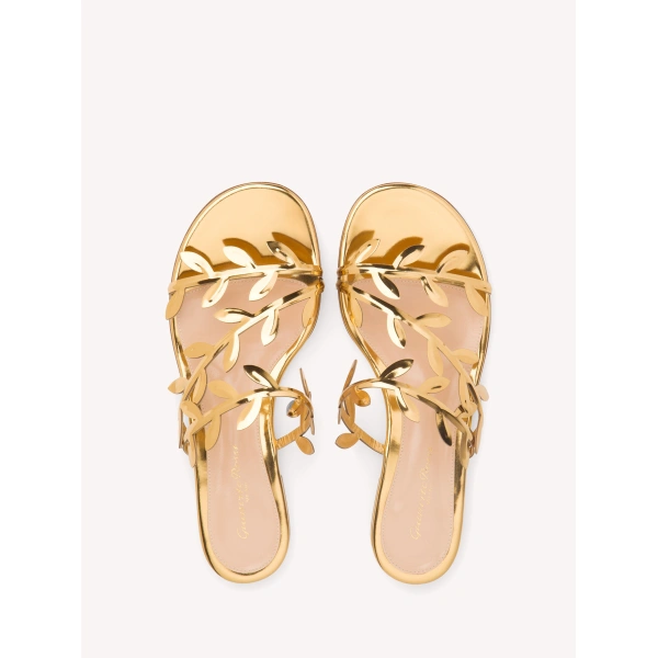 Gianvito Rossi Flavia 05 Flats in Gold Leather, view 3 | Flats