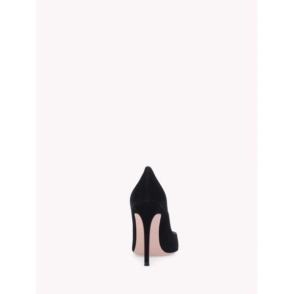 Gianvito Rossi Gianvito 105 Pumps in Black Suede, view 4 | Pumps