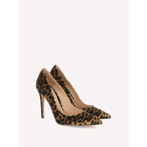 Gianvito Rossi Gianvito 105 Pumps in Brown Fabric, view 2 | Pumps
