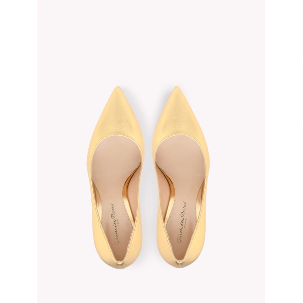 Gianvito Rossi Gianvito 105 Pumps in Gold Nappa, view 3 | Pumps