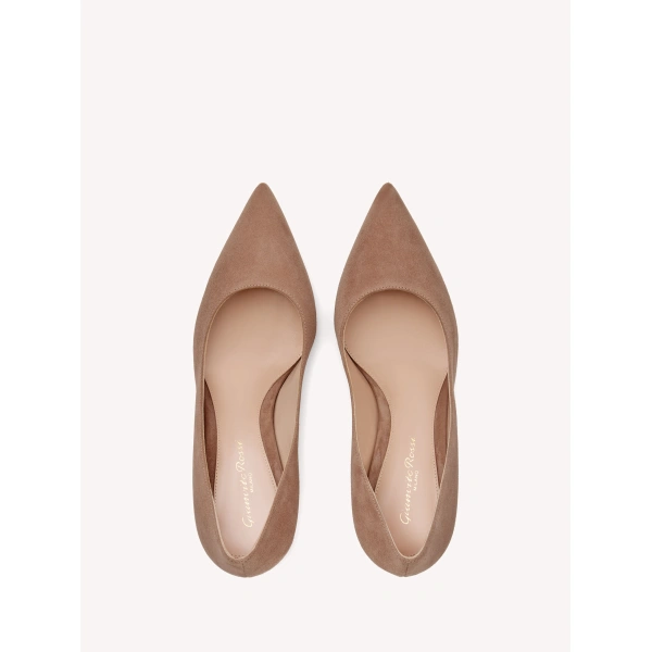Gianvito Rossi Gianvito 70 Pumps in Praline Suede, view 3 | Pumps