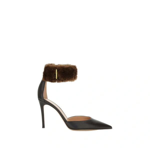 Letizia d'Orsay Pumps