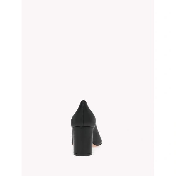 Gianvito Rossi Ryan Pumps in Black Leather, view 4 | Pumps