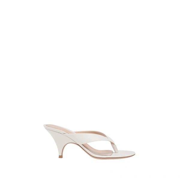 Gianvito Rossi Sofia Thong Sandals in Off White Leather | Sandals