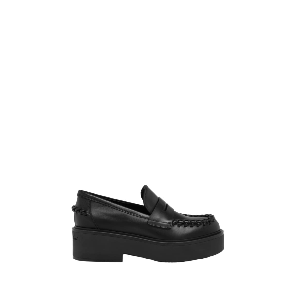 Gianvito Rossi Yuna Loafers in Black Leather | Loafers