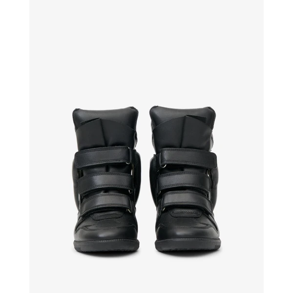 Isabel Marant Bekett Smooth Leather Sneakers in Black | Sneakers | Coveti