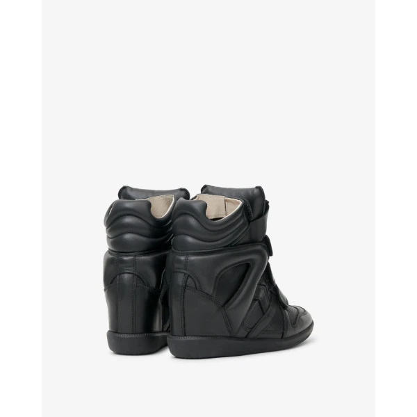 Isabel Marant Bekett Smooth Leather Sneakers in Black | Sneakers | Coveti
