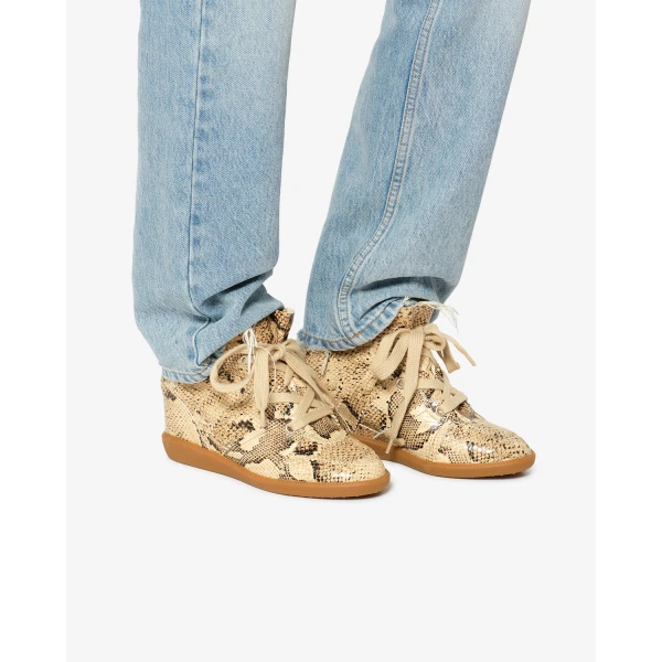 Isabel Marant Bobby Sneakers in Sahara | Sneakers | Coveti