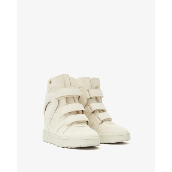 Isabel Marant IM3 Sneakers in Ecru | Sneakers | Coveti