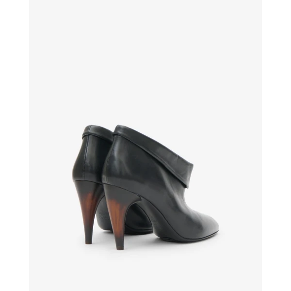 Isabel Marant Janela Ankle Boots in Black | Boots | Coveti