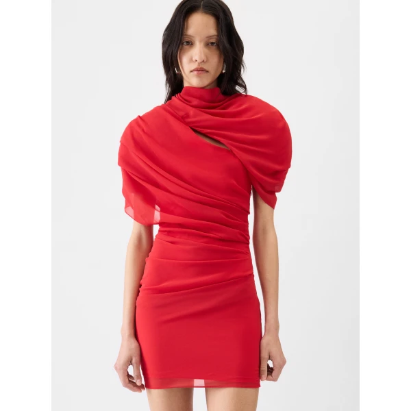 red dress