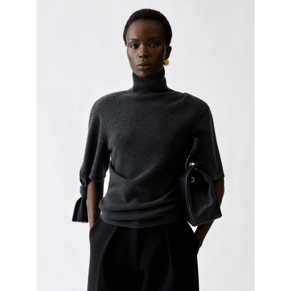 dark grey Jacquemus knit