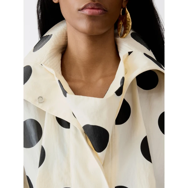 recycled polyamide jacket