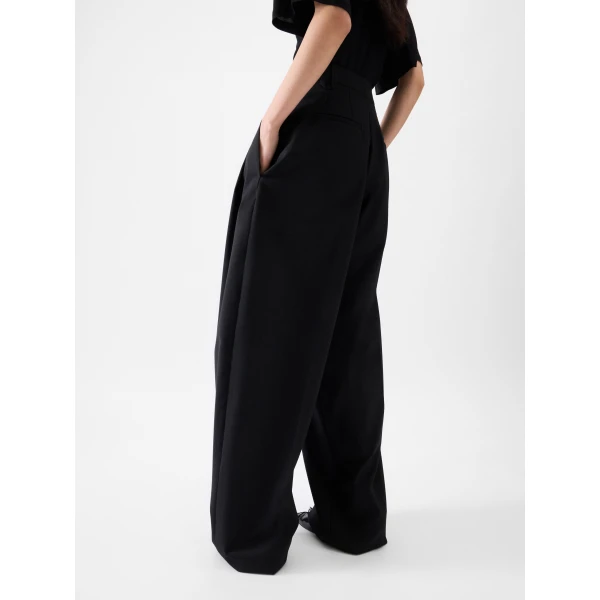 black trousers