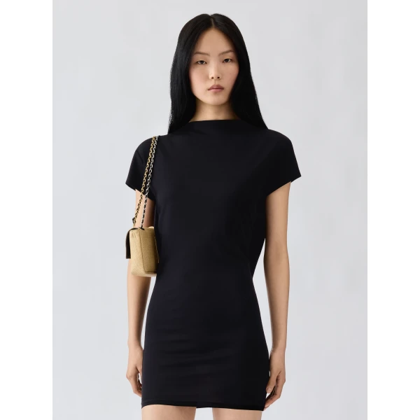 black Jacquemus dress