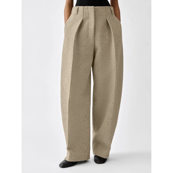 beige Jacquemus trousers