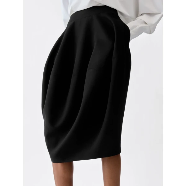 black Jacquemus skirt